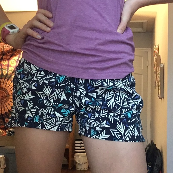 Patterned Patagonia Shorts - Picture 6 of 6